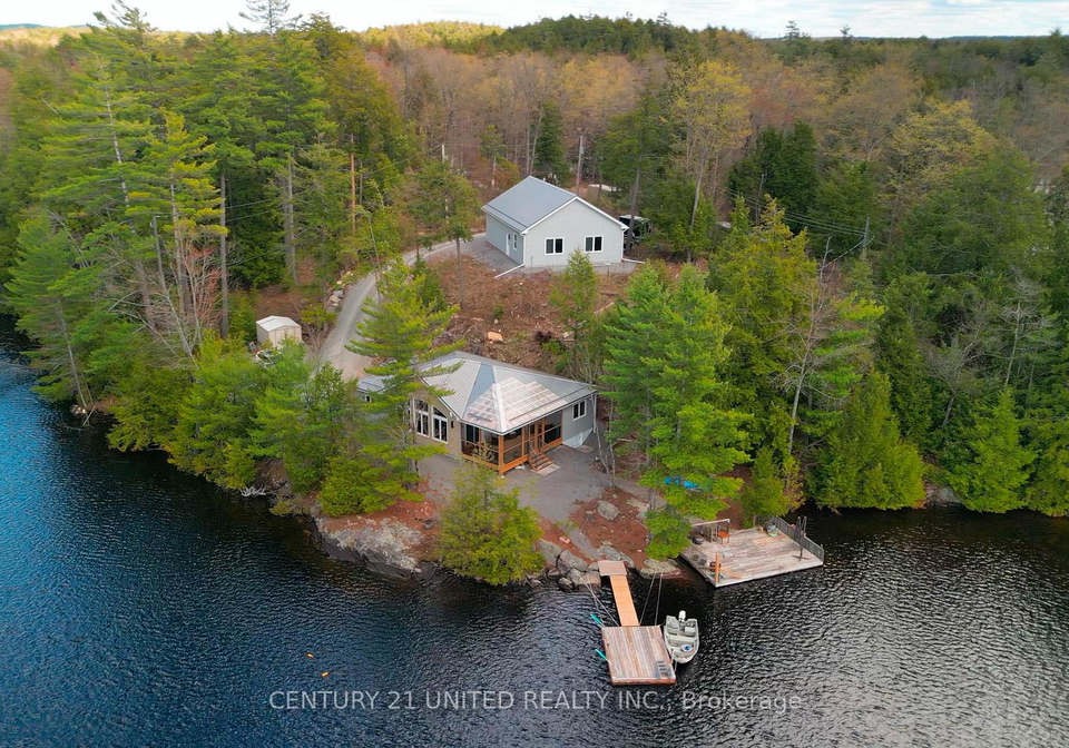 44-fire-route-223-trent-lakes-ontario-x13112480