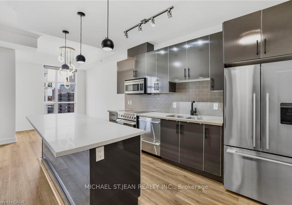 90-charlton-avenue-w-hamilton-ontario-x13112484