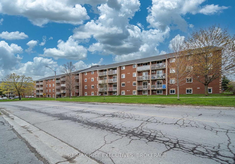 566-armstrong-road-kingston-ontario-x13112502