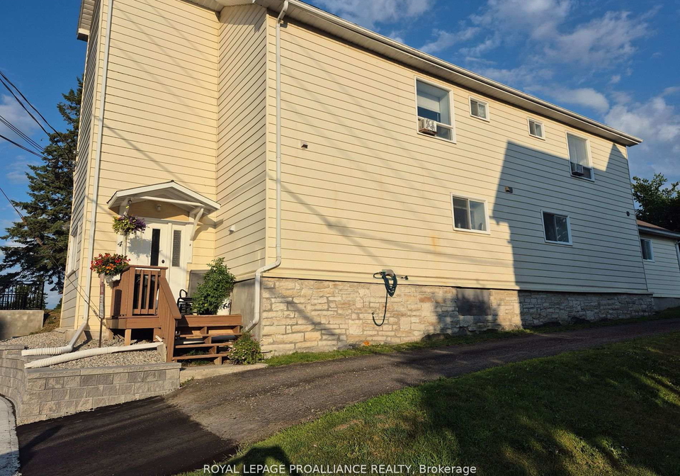 91-st-lawrence-street-e-madoc-ontario-x13112536