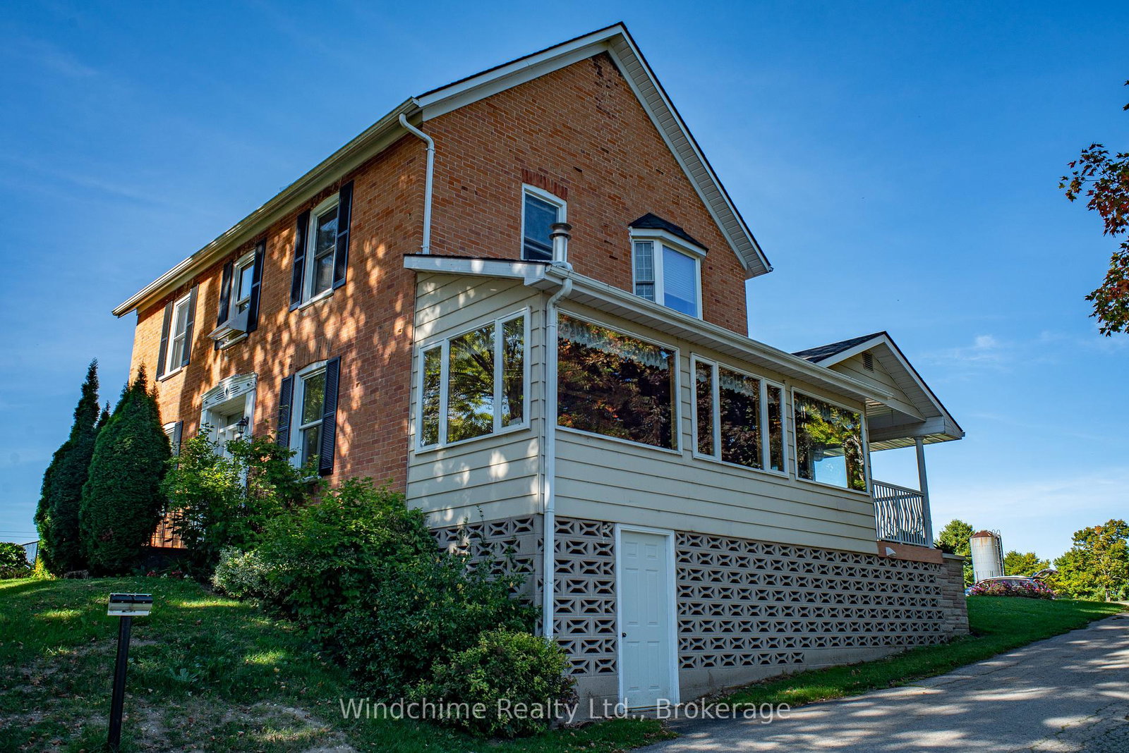 735111-west-back-line-west-grey-ontario-x13112548