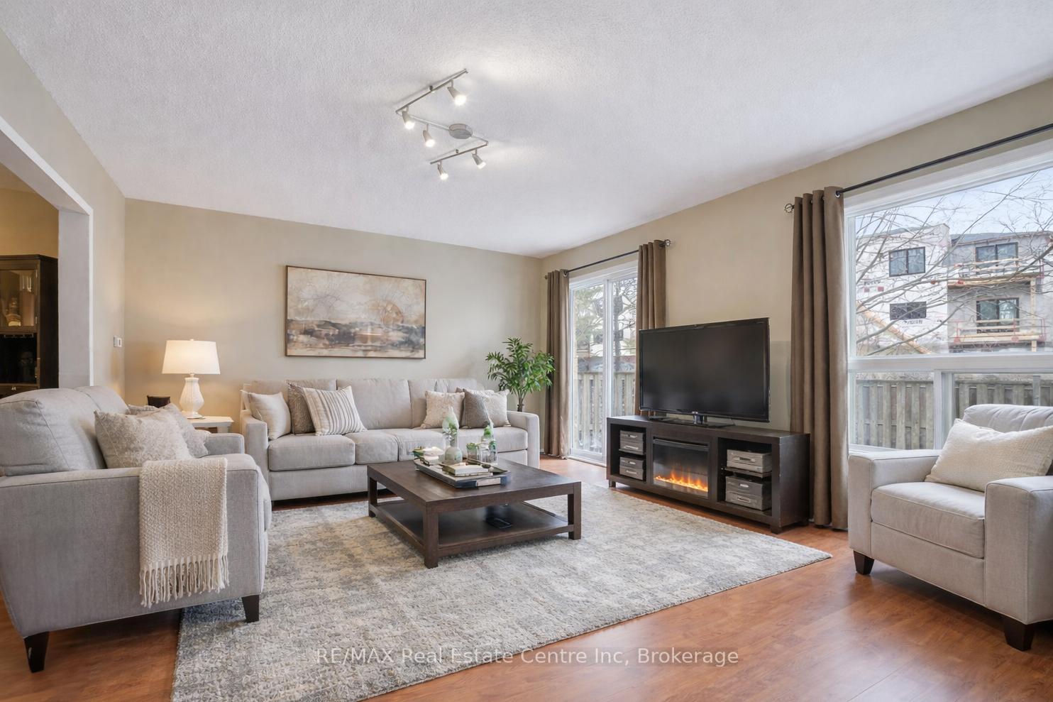 210-dawn-avenue-guelph-ontario-x13112956