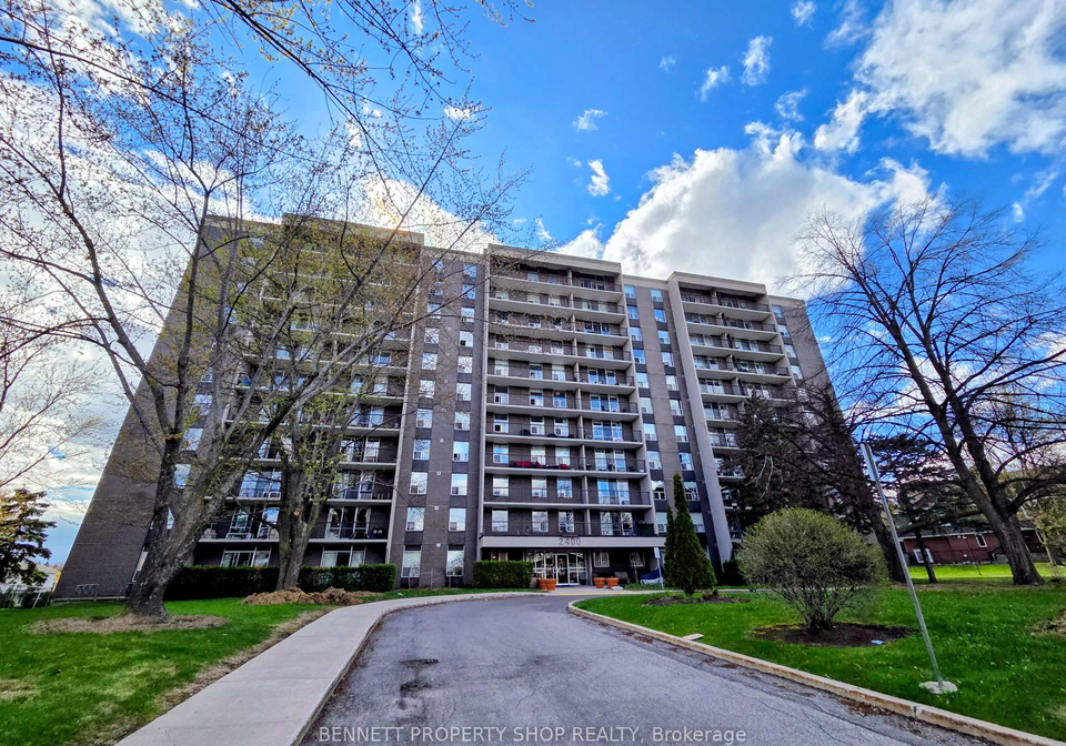 2400-virginia-drive-ottawa-ontario-x13113120
