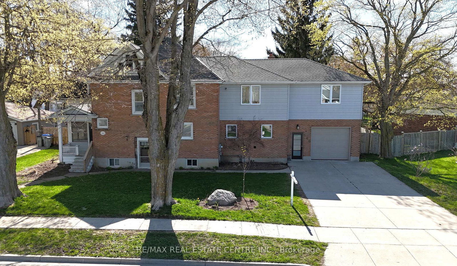 540-wellington-avenue-s-north-perth-ontario-x13113220