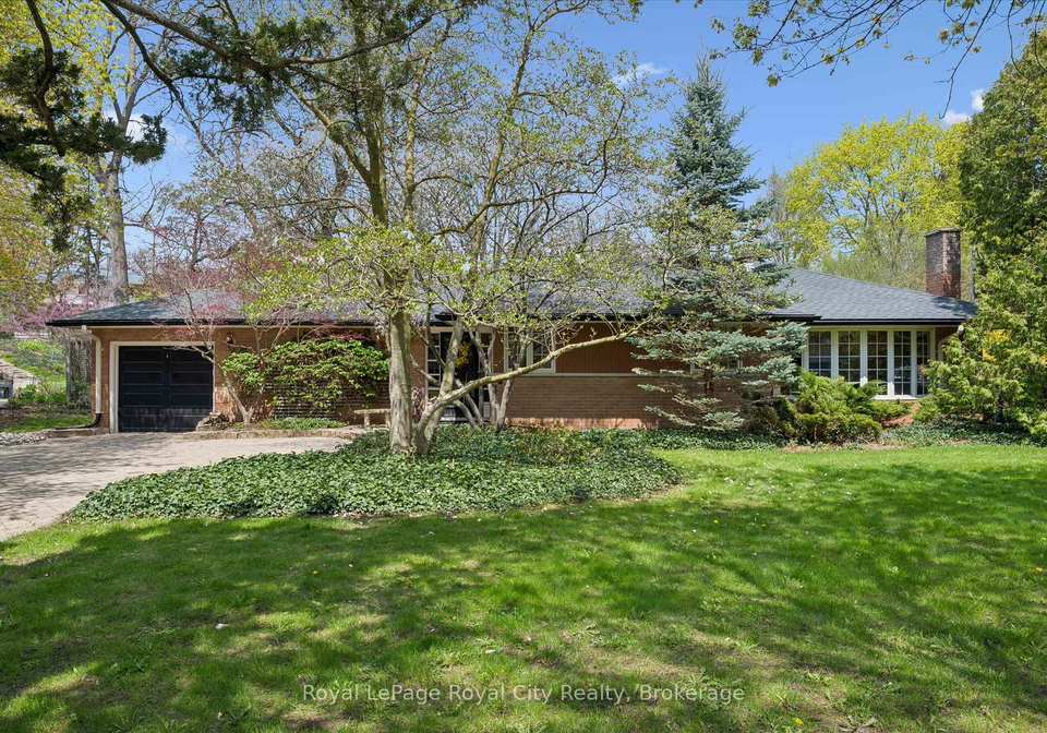 29-lynwood-place-guelph-ontario-x13113222