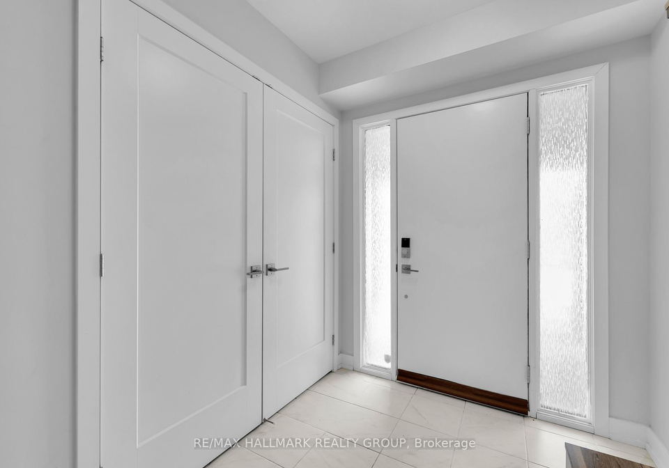 738-chromite-private-ottawa-ontario-x13113302