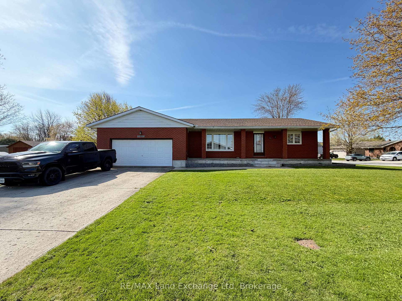 15-mitchell-street-south-bruce-ontario-x13113420