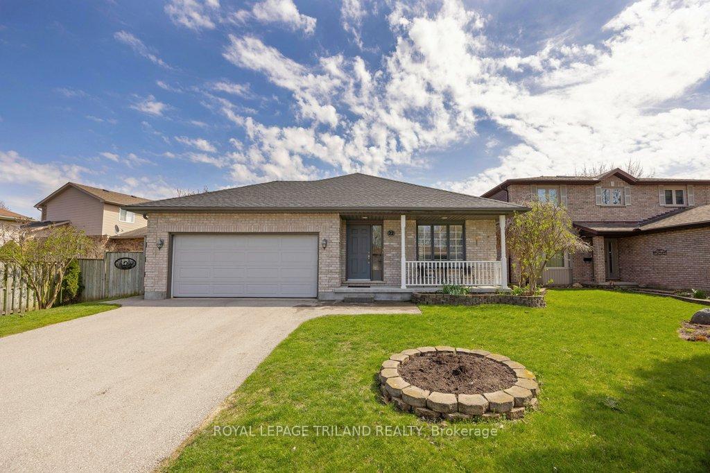 22-stoneycreek-crescent-london-north-ontario-x13113518