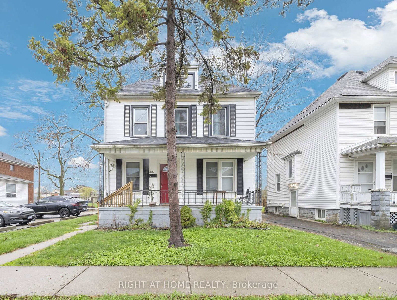 227-bridge-avenue-windsor-ontario-x13113606