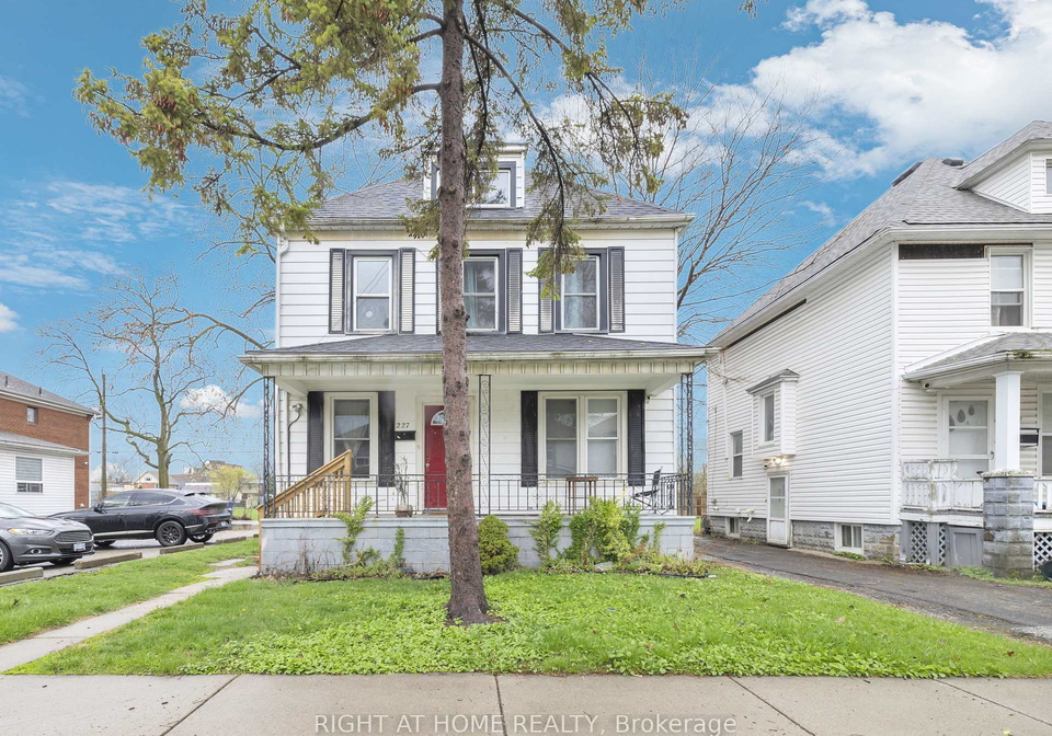227-bridge-avenue-windsor-ontario-x13113606