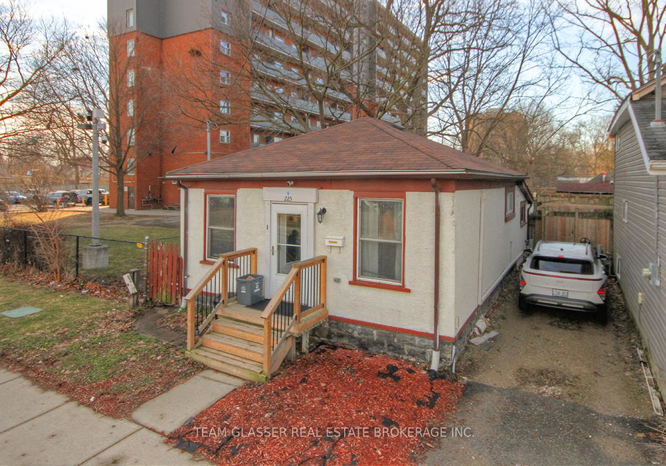 225-simcoe-street-london-east-ontario-x13113894