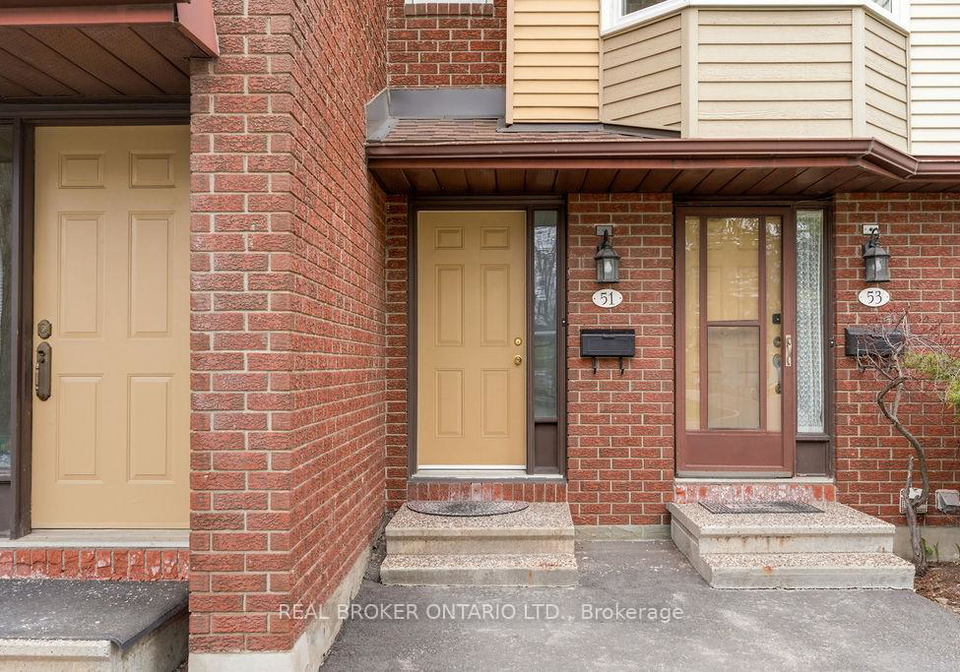 51-haxby-private-ottawa-ontario-x13113992