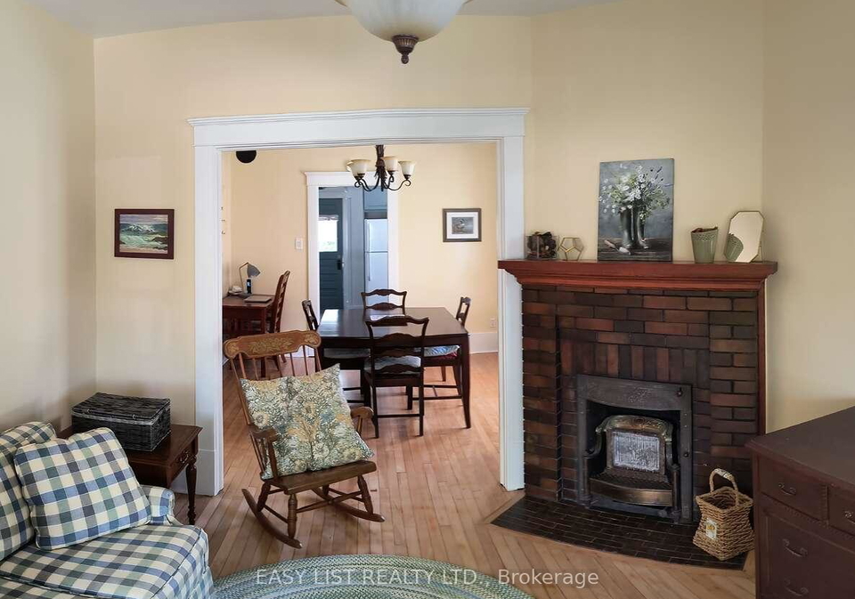 114-college-avenue-n-sarnia-ontario-x13114212