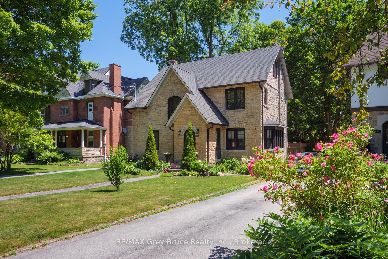 1075-4th-avenue-w-owen-sound-ontario-x13114316