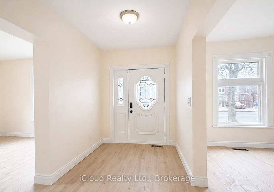 405-upper-wentworth-street-hamilton-ontario-x13114704