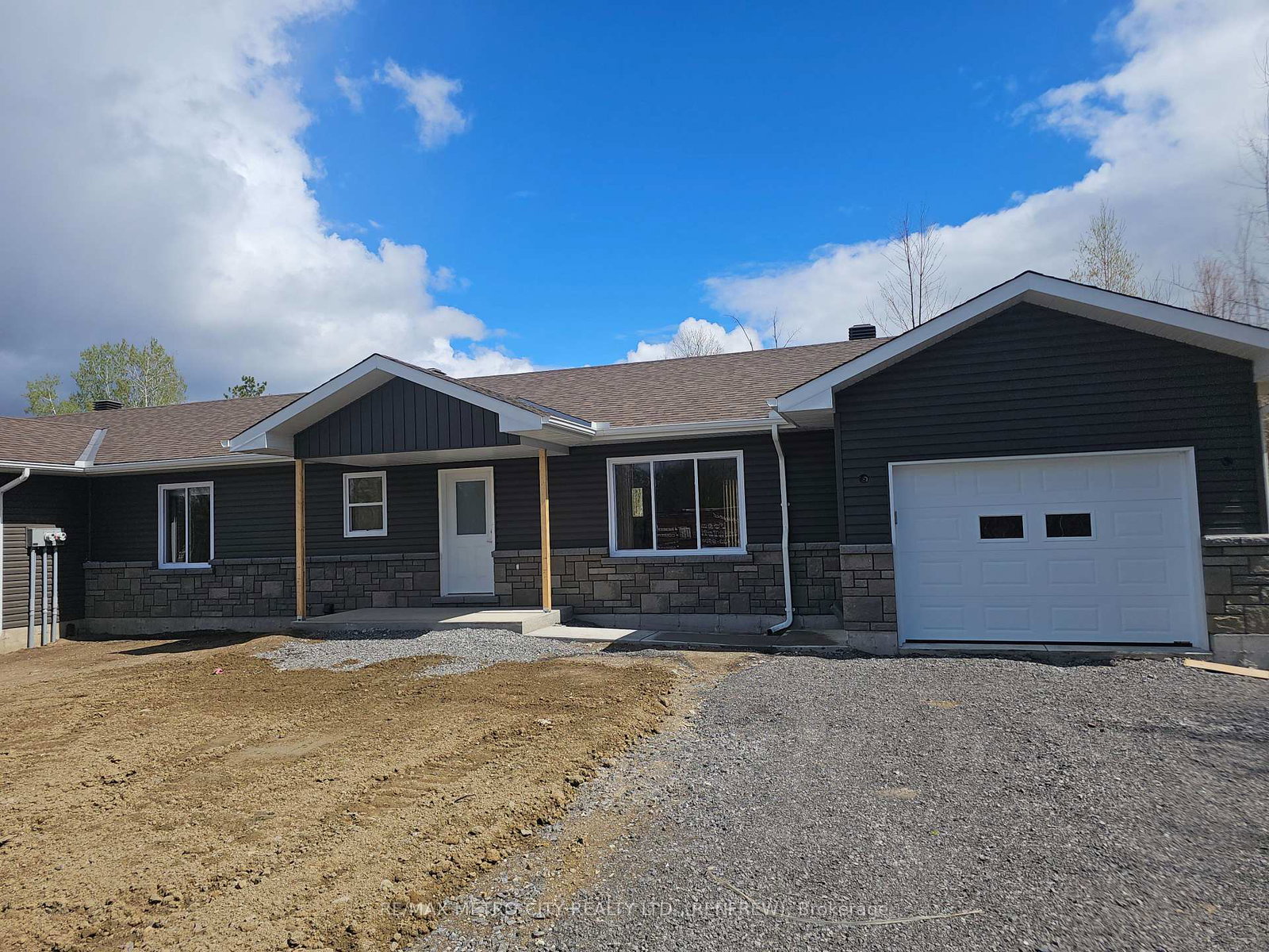 321usborne-street-mcnabbraeside-ontario-x13114808