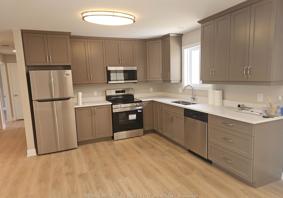 321usborne-street-mcnabbraeside-ontario-x13114808