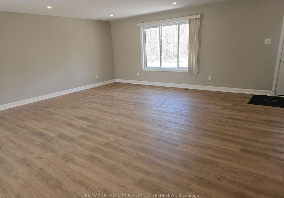 321usborne-street-mcnabbraeside-ontario-x13114808