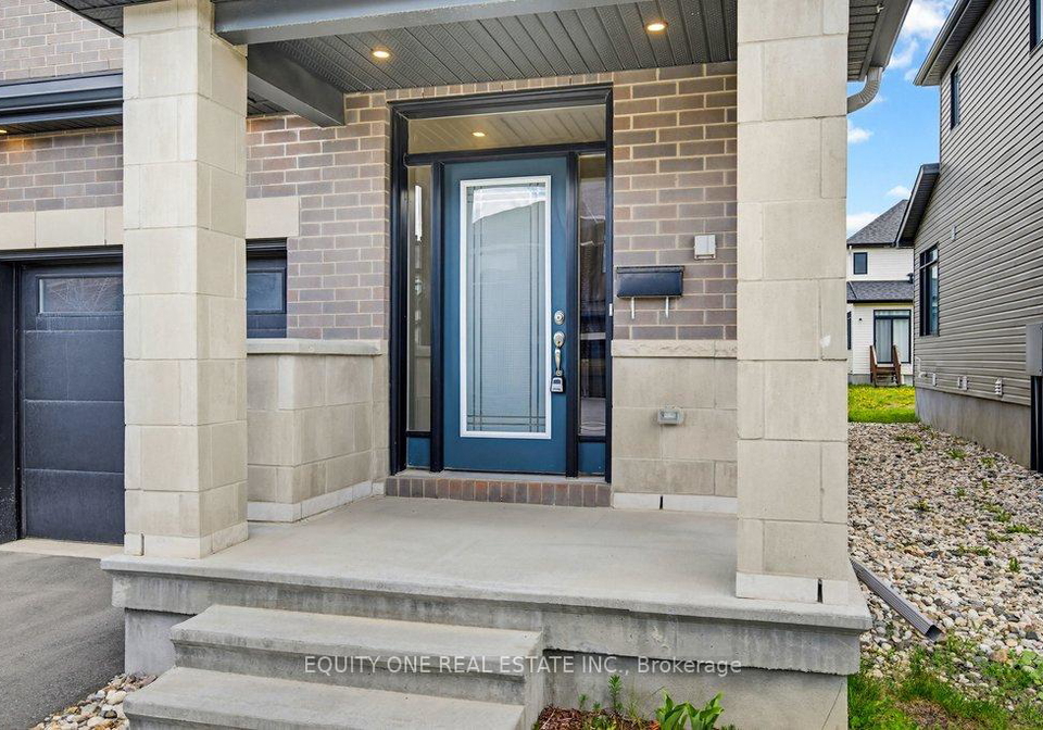 2033-allegrini-terrace-kanata-ontario-x13114868