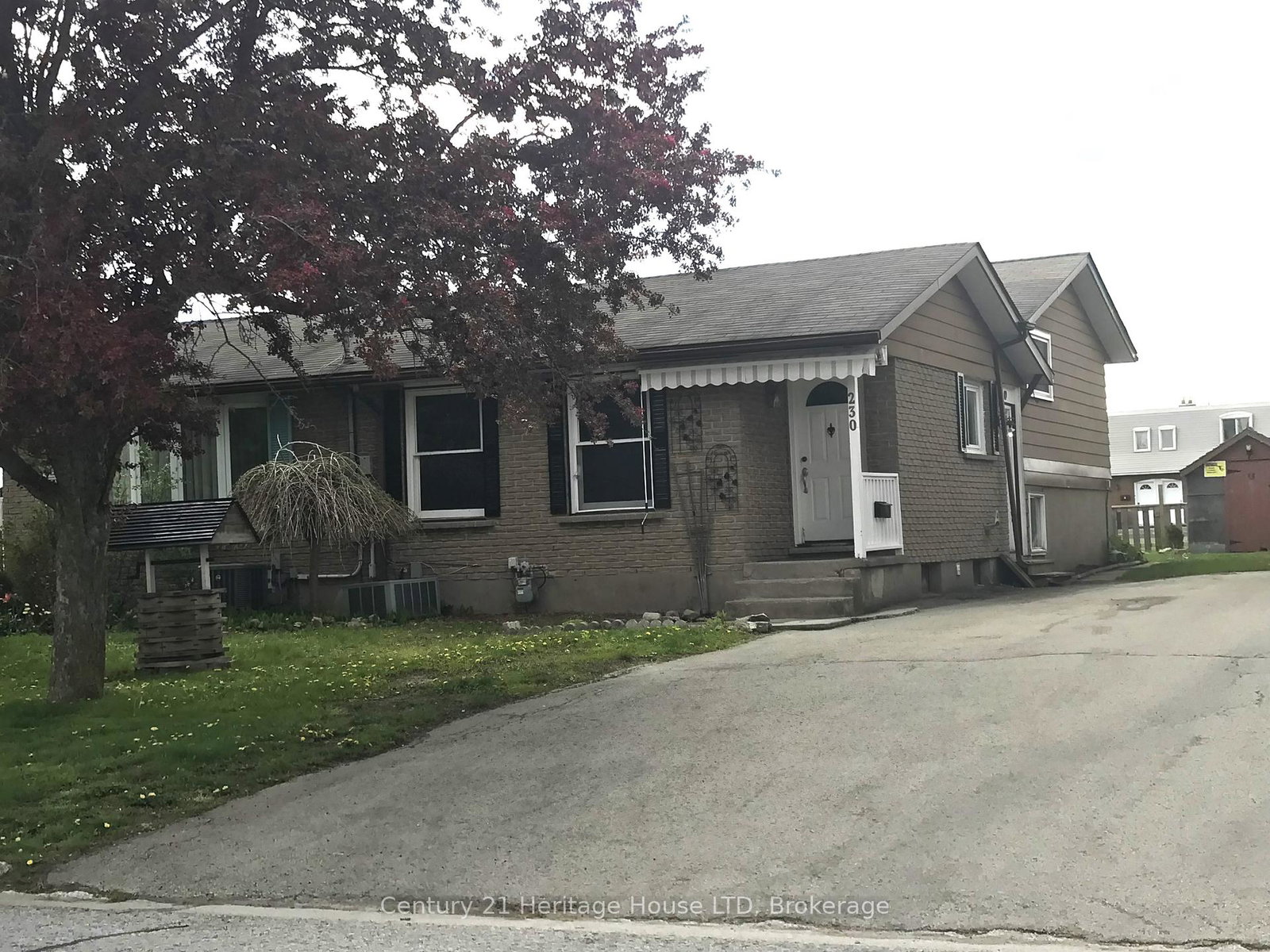 230-hospital-drive-fort-erie-ontario-x13114958