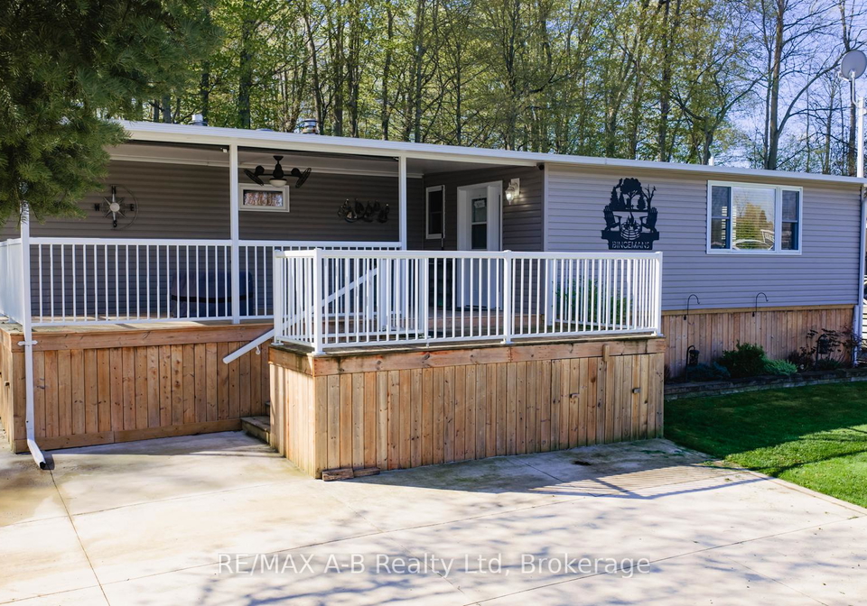 923590-road-92-zorra-ontario-x13114982