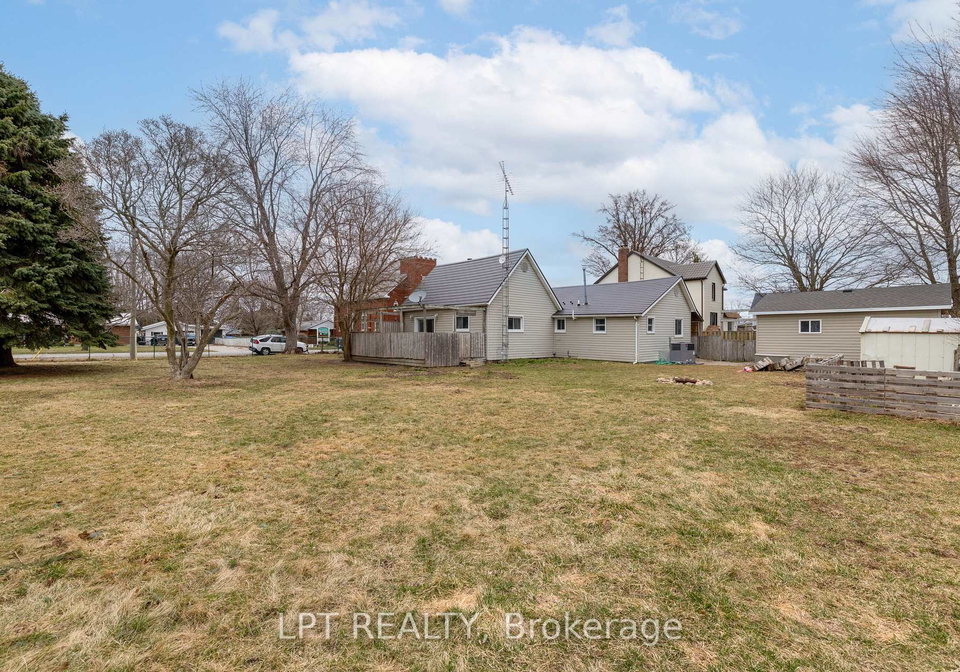 19-john-park-line-chatham-kent-ontario-x13115054
