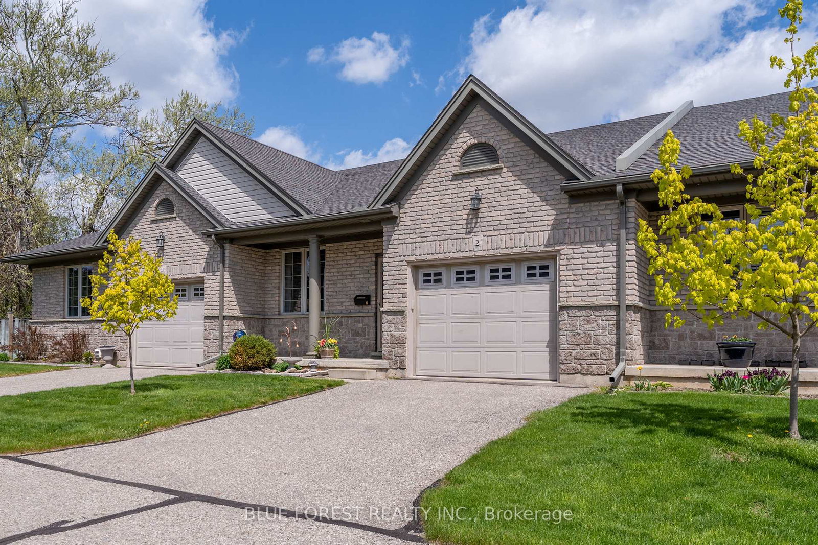 948-colborne-street-brantford-ontario-x13115100