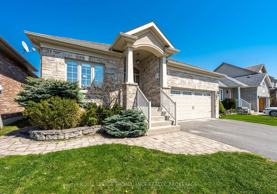 812-augusta-drive-kingston-ontario-x13115214