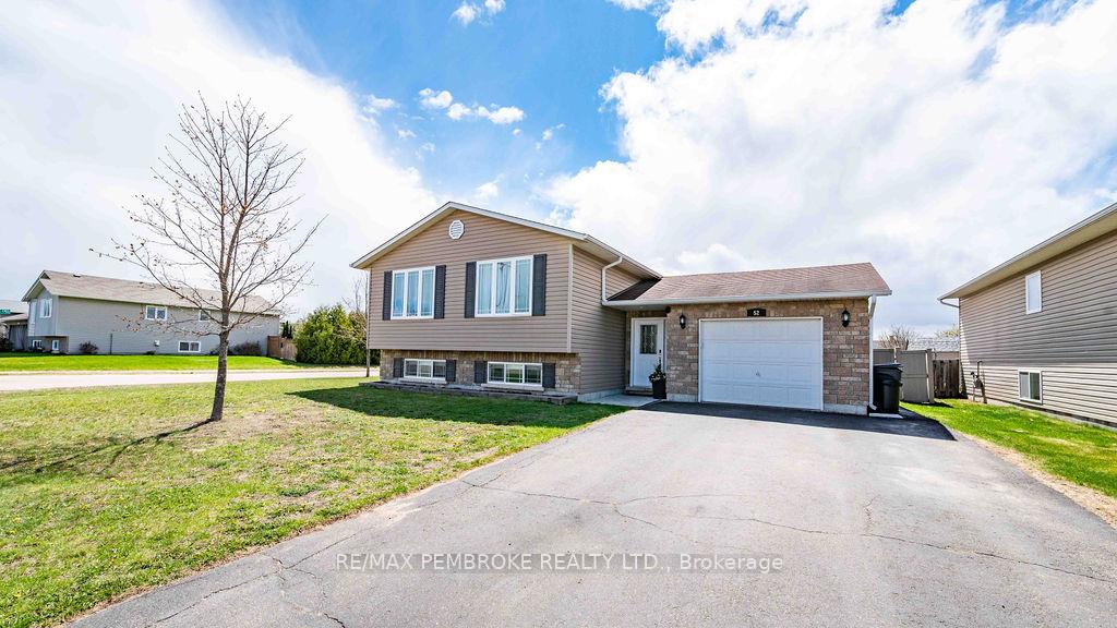 52-highland-park-drive-petawawa-ontario-x13115398