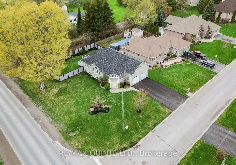 2-applecrest-lane-quinte-west-ontario-x13115710