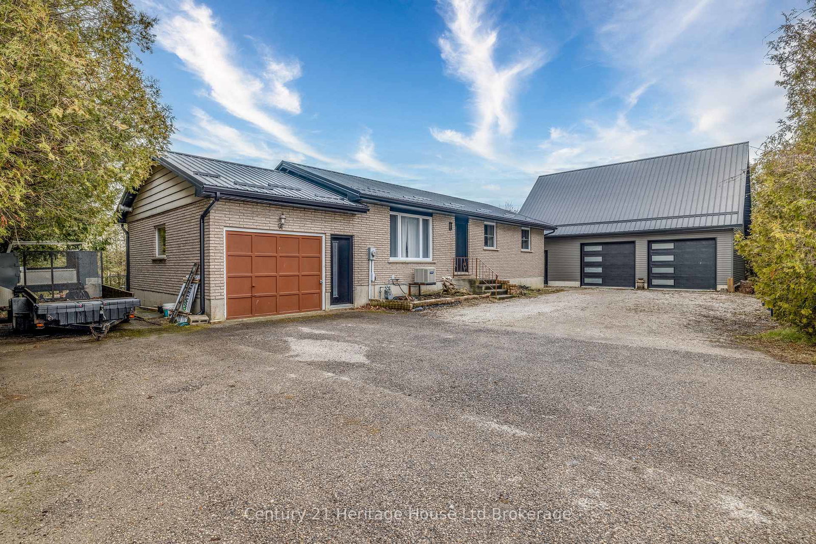 49395-nova-scotia-line-n-malahide-ontario-x13115926