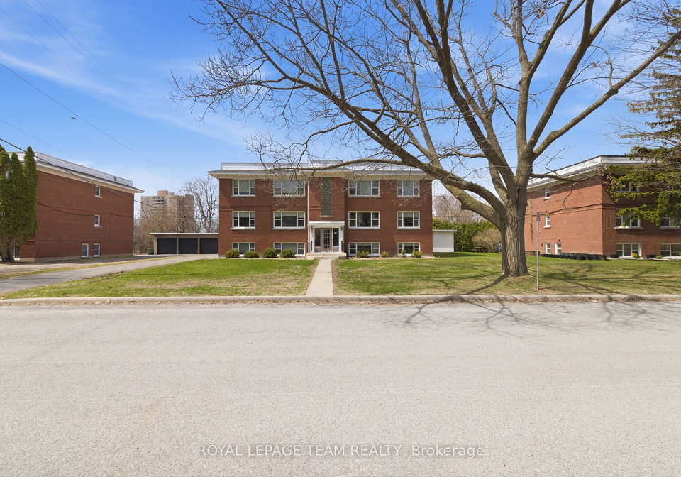 2164-blossom-drive-ottawa-ontario-x13115966
