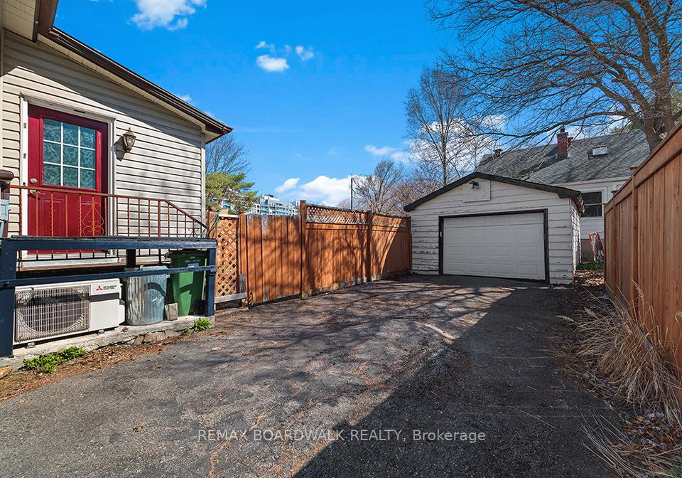 417-hilson-avenue-ottawa-ontario-x13116062