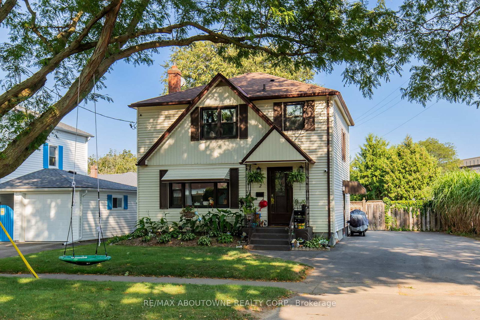2-thorndale-avenue-st-catharines-ontario-x13116094