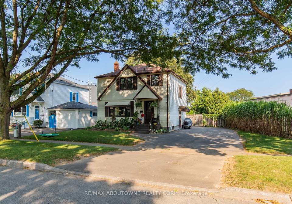 2-thorndale-avenue-st-catharines-ontario-x13116094