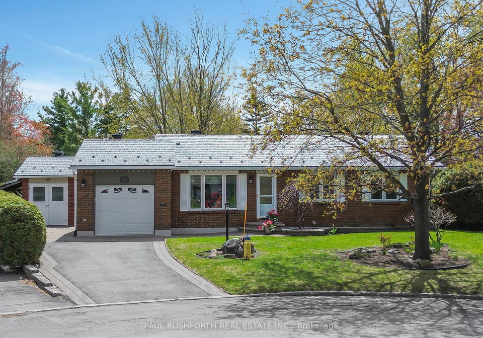 8-teakwood-court-ottawa-ontario-x13116202