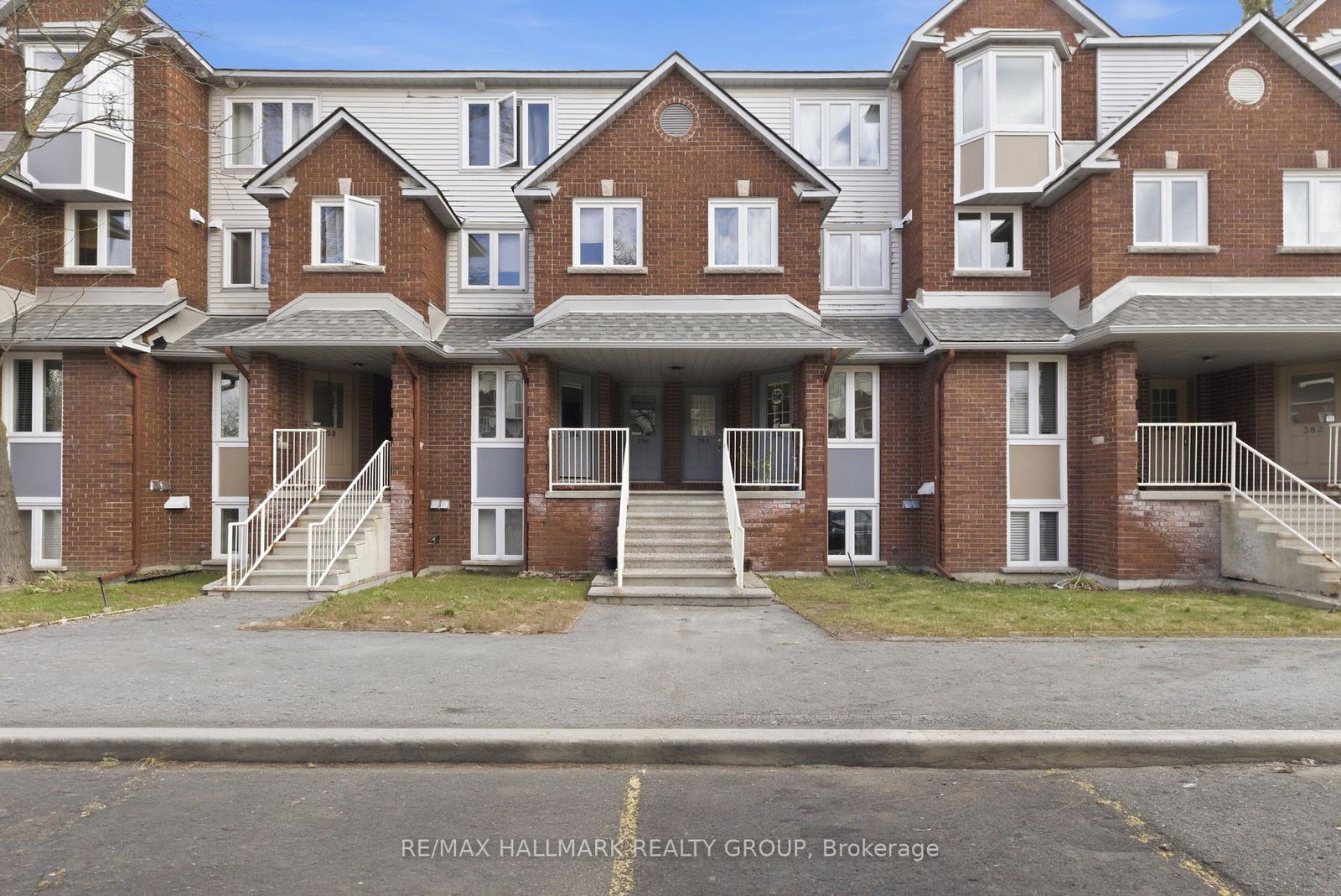 390-briston-private-ottawa-ontario-x13116658