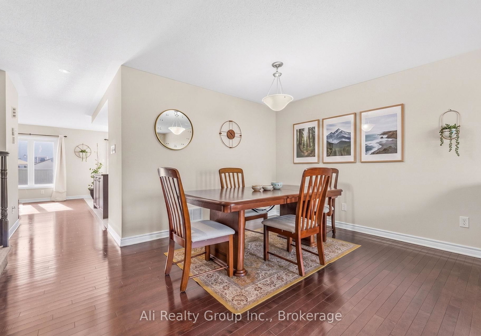 400-nestleton-street-ottawa-ontario-x13116686