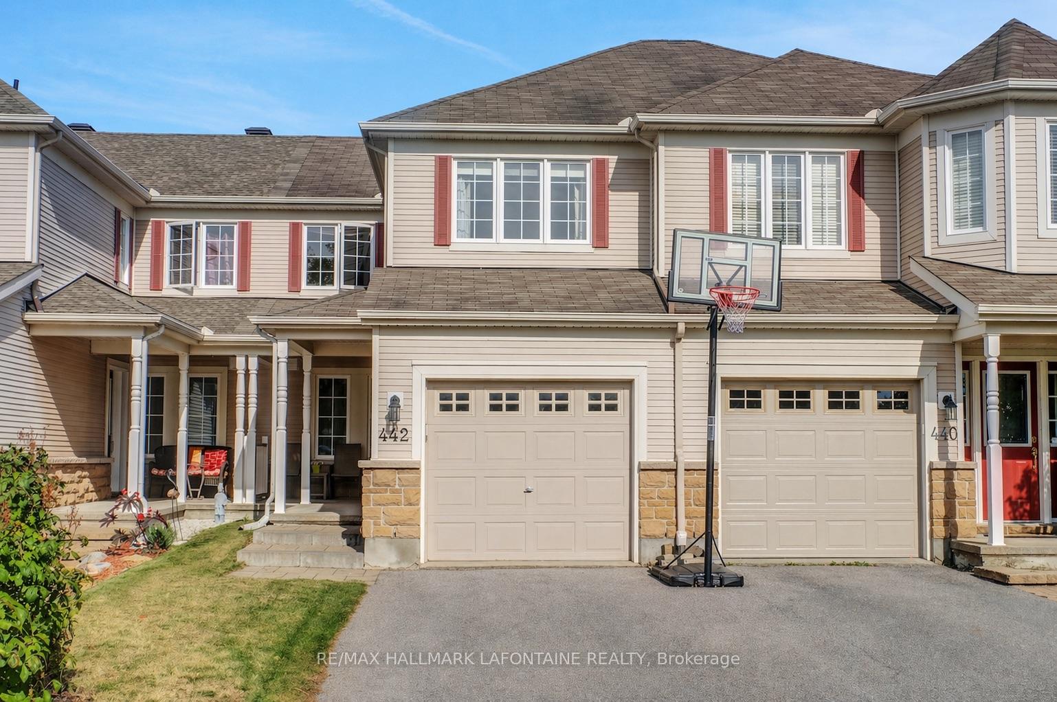 442-wisteria-crescent-ottawa-ontario-x13116714