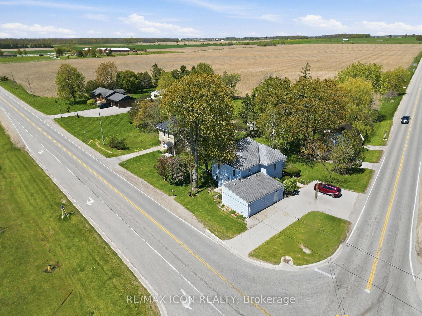 38236-fingal-line-southwold-ontario-x13116956