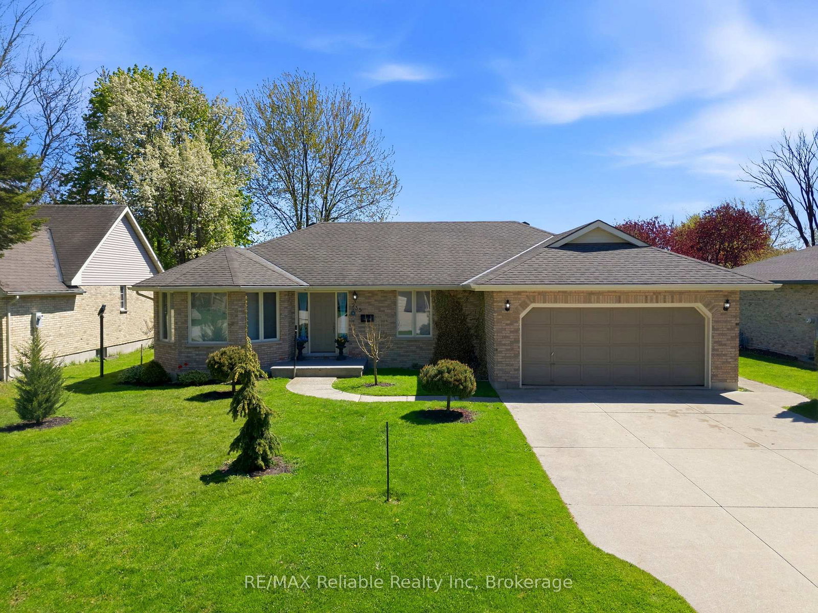 235-willis-way-south-huron-ontario-x13117062