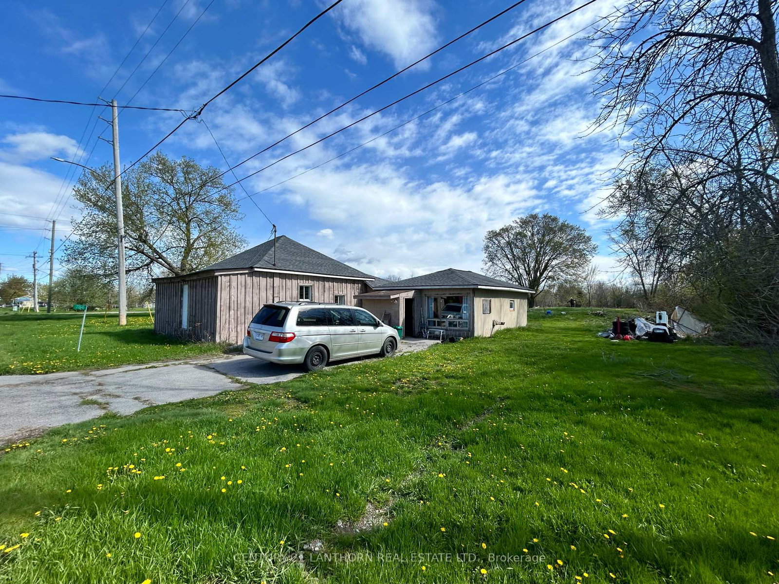 784-county-road-28-prince-edward-county-ontario-x13117170