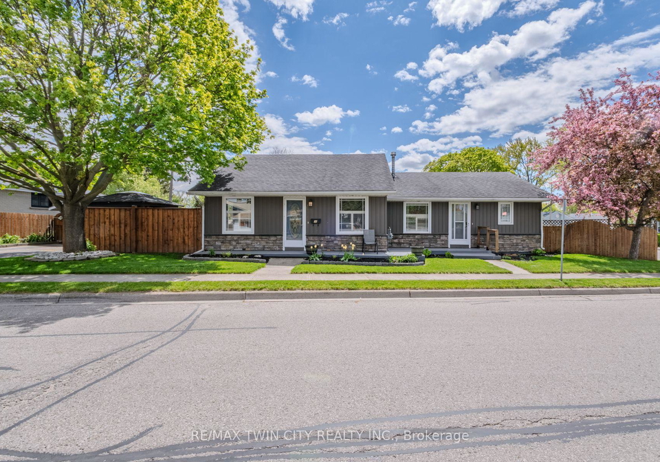 36-crandell-avenue-brantford-ontario-x13117182