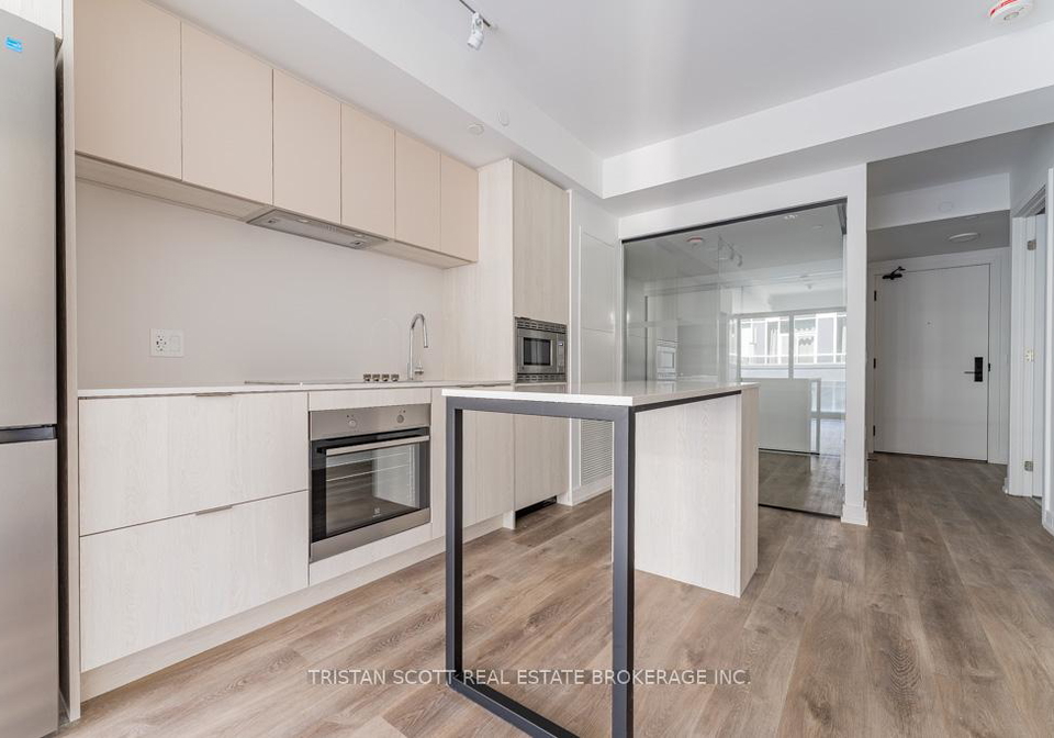 1-jarvis-street-hamilton-ontario-x13117246