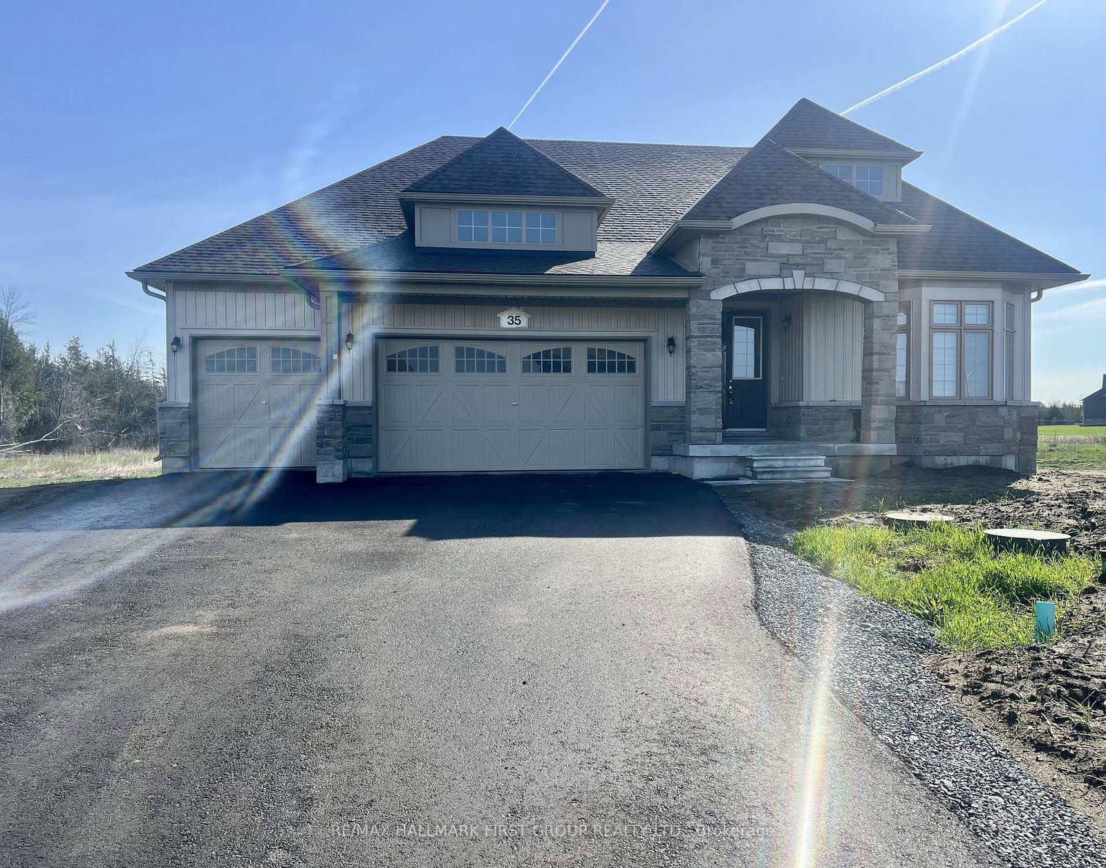 35-east-vista-terrace-quinte-west-ontario-x13117372