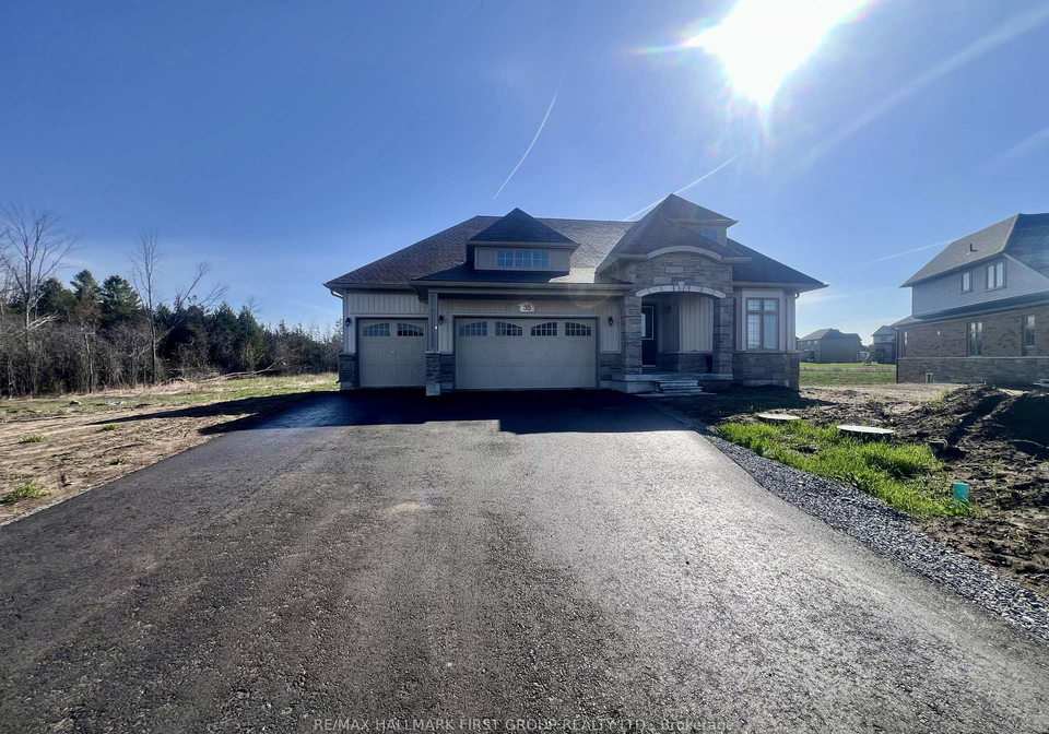 35-east-vista-terrace-quinte-west-ontario-x13117372