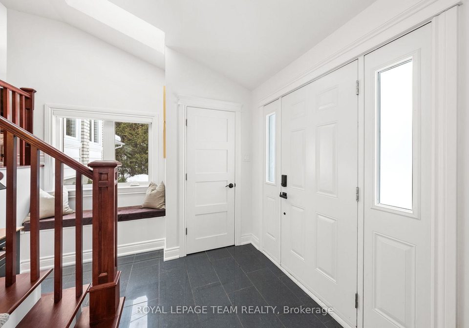 28-maplehill-way-ottawa-ontario-x13117460