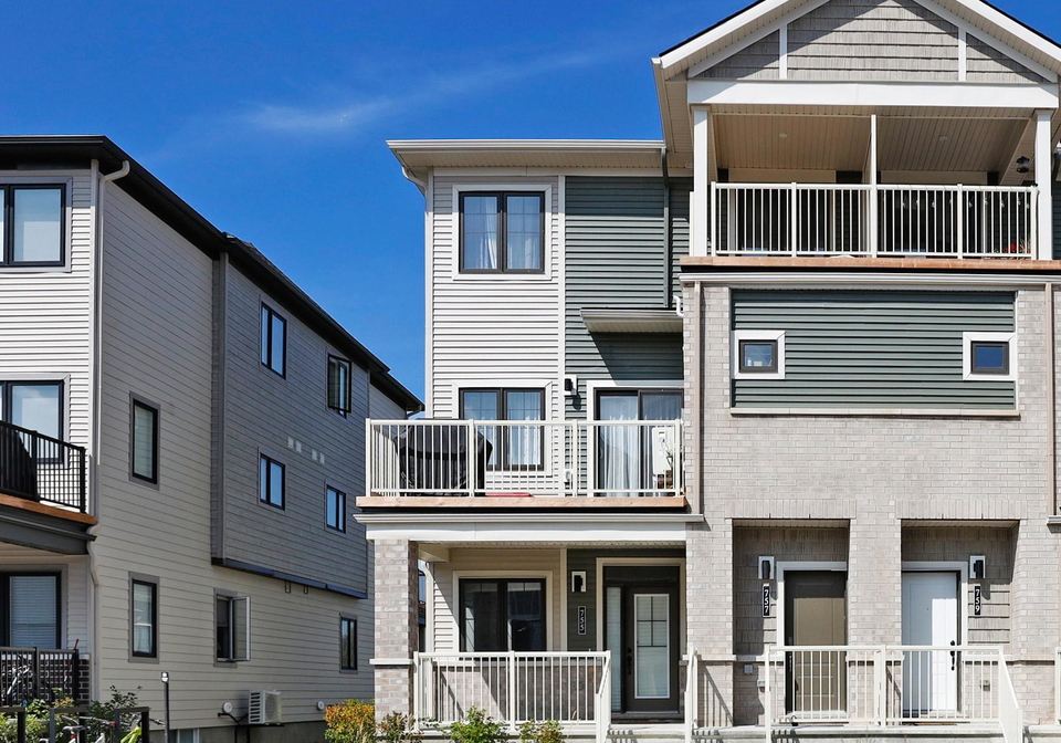 757-chromite-private-ottawa-ontario-x13117530