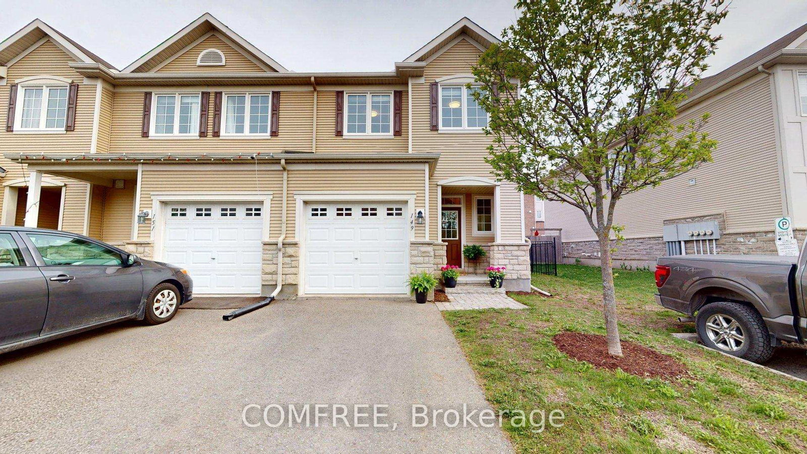 149-lochnaw-private-ottawa-ontario-x13117688