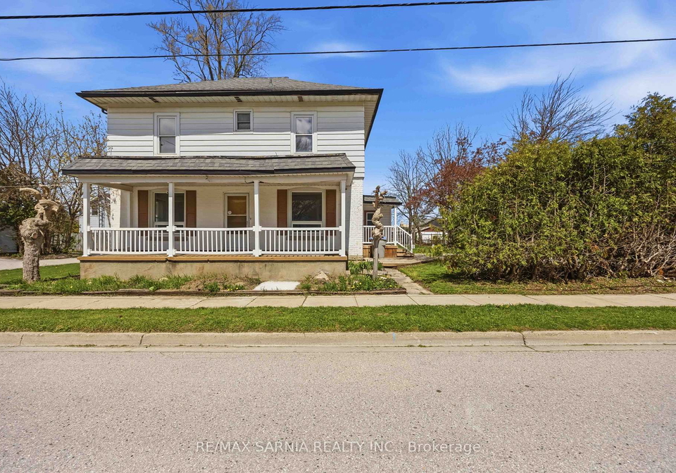 8-watt-street-lambton-shores-ontario-x13117748